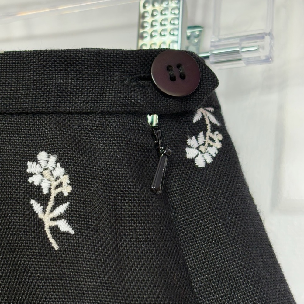 Vintage Talbots Black Floral Embroidered Linen High-Rise Crop Pants 12 - Picture 11 of 16